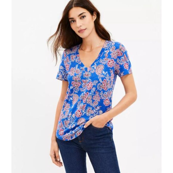 LOFT Tops - LOFT Garden Everyday V-Neck Tee - XL
